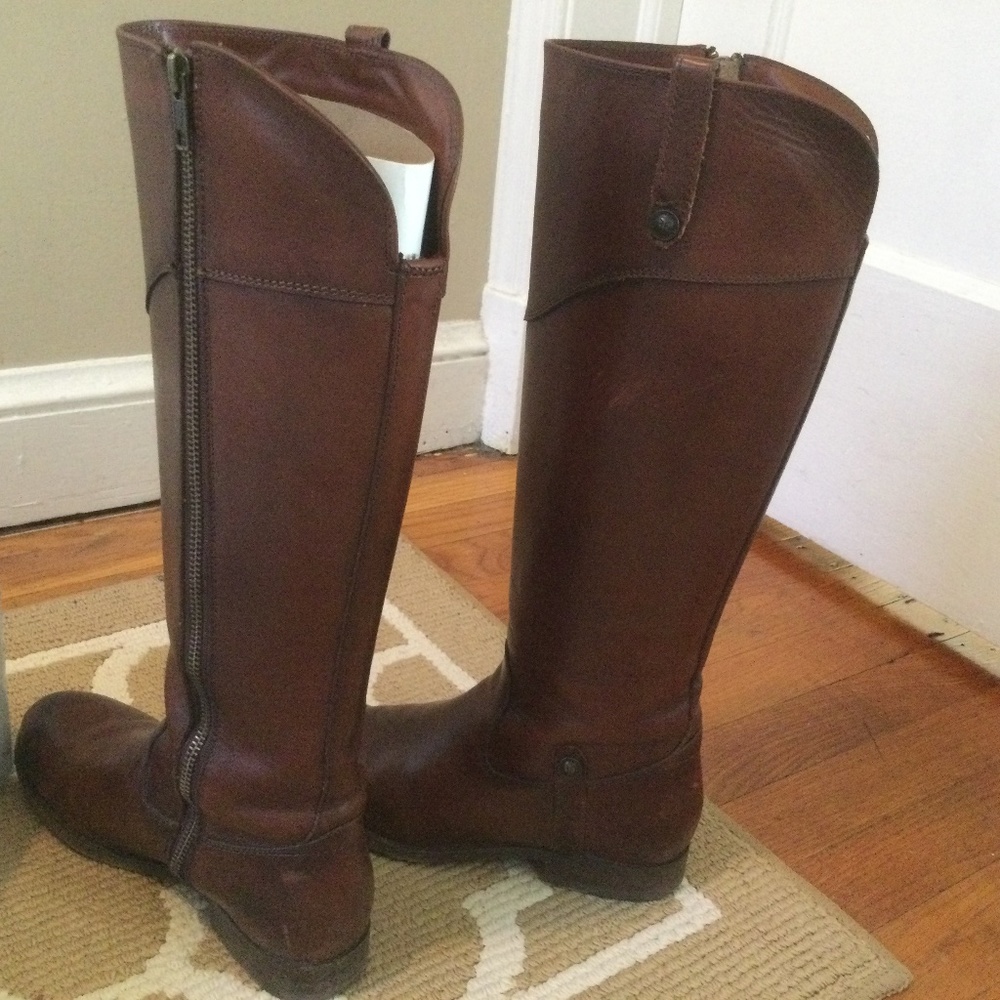 Frye Melissa Tab Tall Flat Boots in Redwood Color 6.5